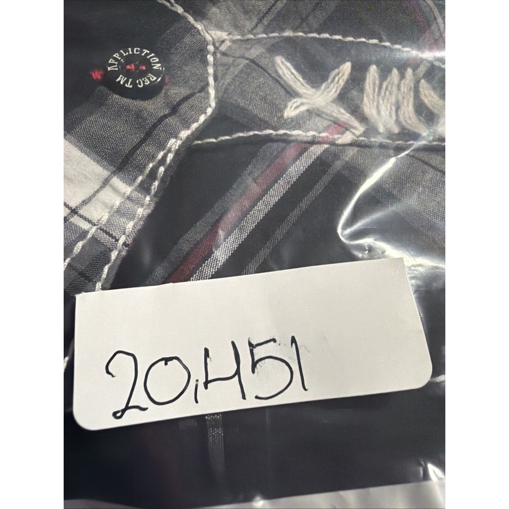 Affliction Black Premium Buckle Slim Shirt Mens Sz M Plaid Button Up Embroidery - Picture 10 of 10